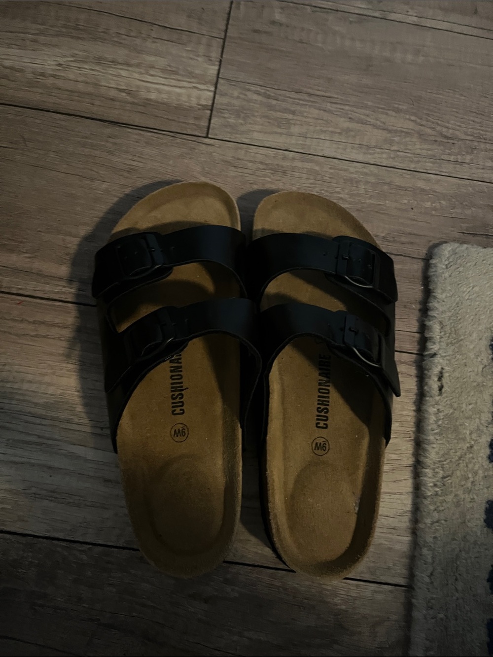 Women’s Black Double-Buckle Cushion Sandals